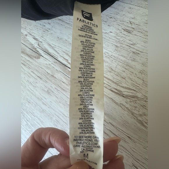 Fabletics Irene Athletic Top Black Cut Out Back M - Picture 11 of 14